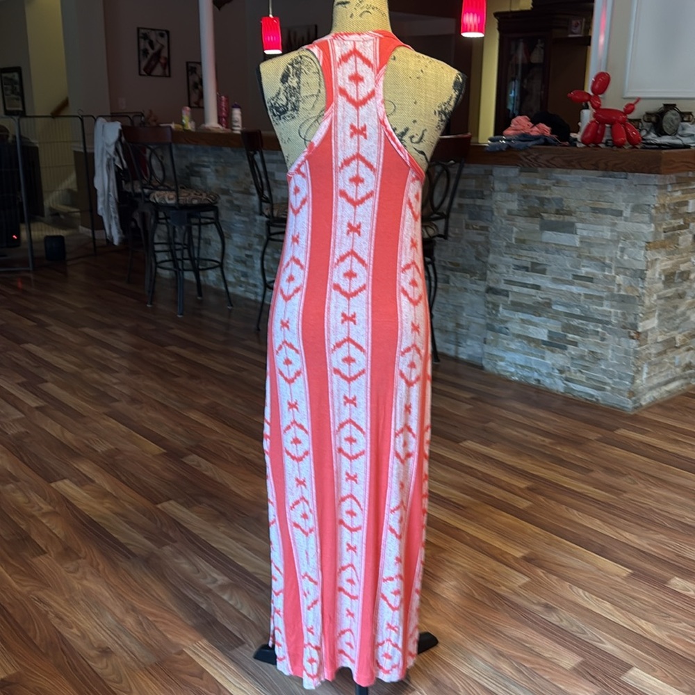 J Crew size XS coral and white patterned long dress with slit on side - Picture 4 of 4